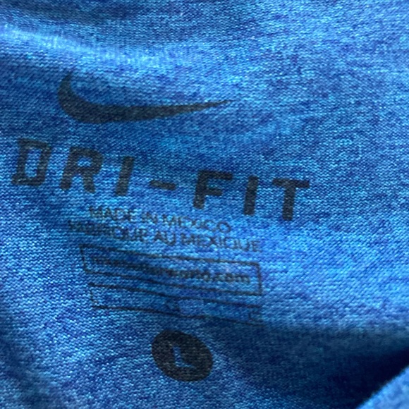 Men’s Nike t-shirt - Picture 2 of 4